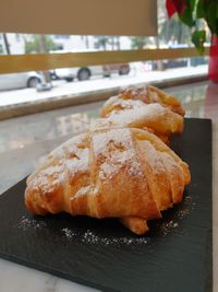 Croissants de crema 2,45&euro;