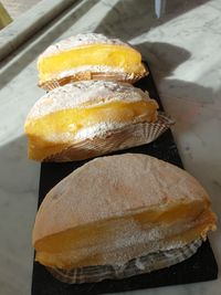 Medialunas de crema 4,50€