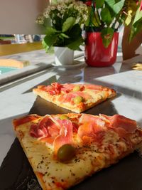 Porción de pizza Jamón 3,50€